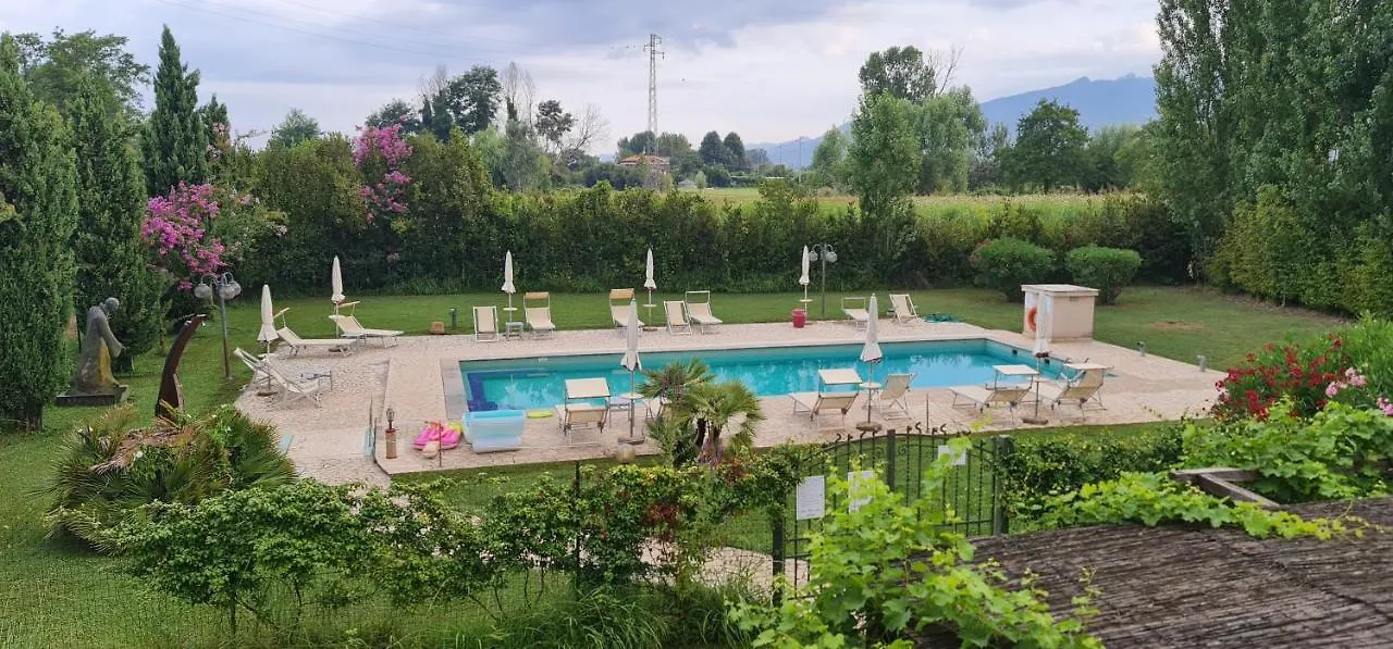 Fattoria Il Giardo Apartment Pietrasanta Italy