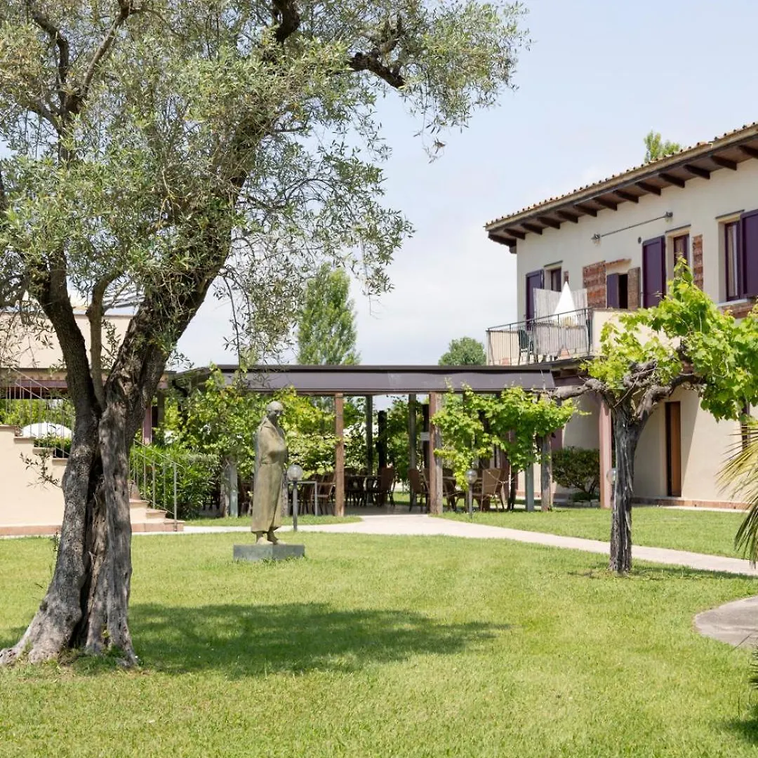 Fattoria Il Giardo Apartment Pietrasanta Italy